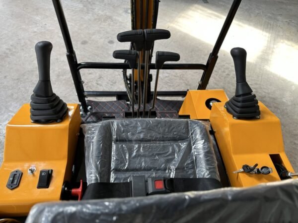 Mini pelle TERRA CS15.R – Image 6